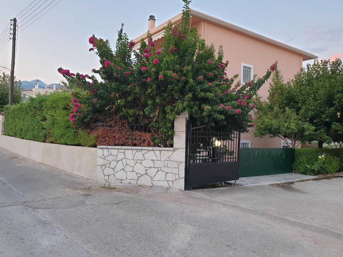 cozy apartment nafpaktos Exterior foto