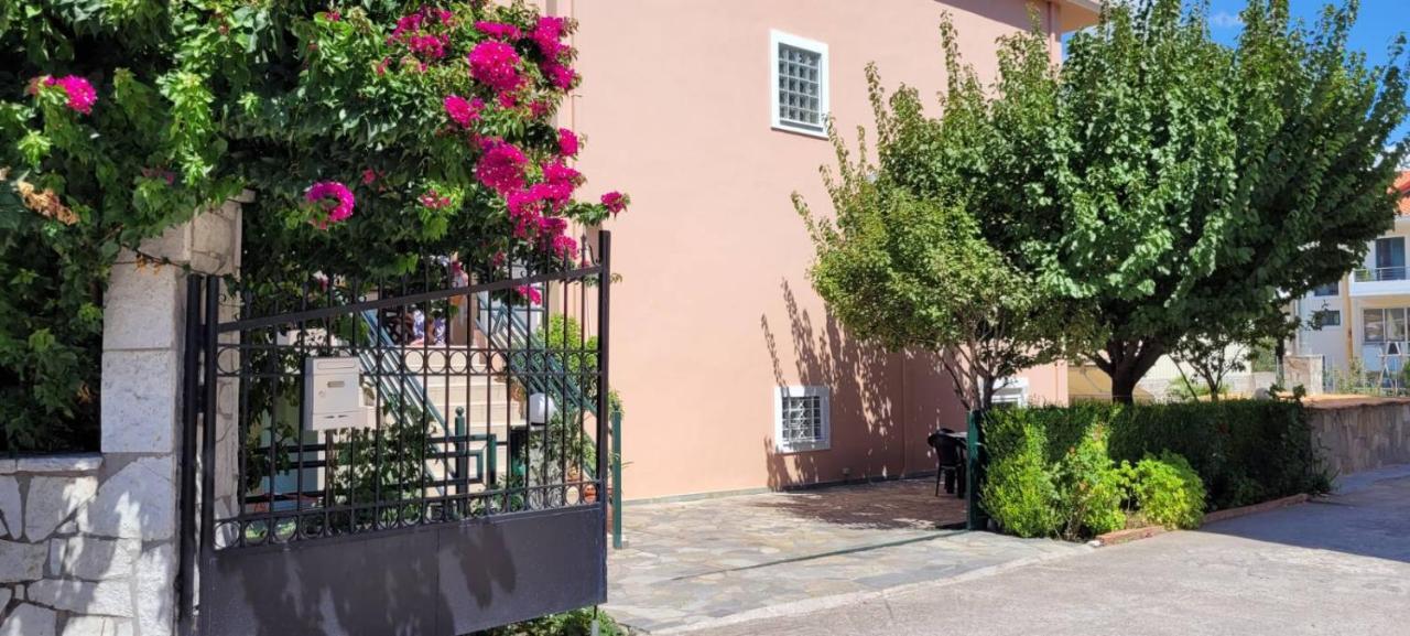 cozy apartment nafpaktos Exterior foto